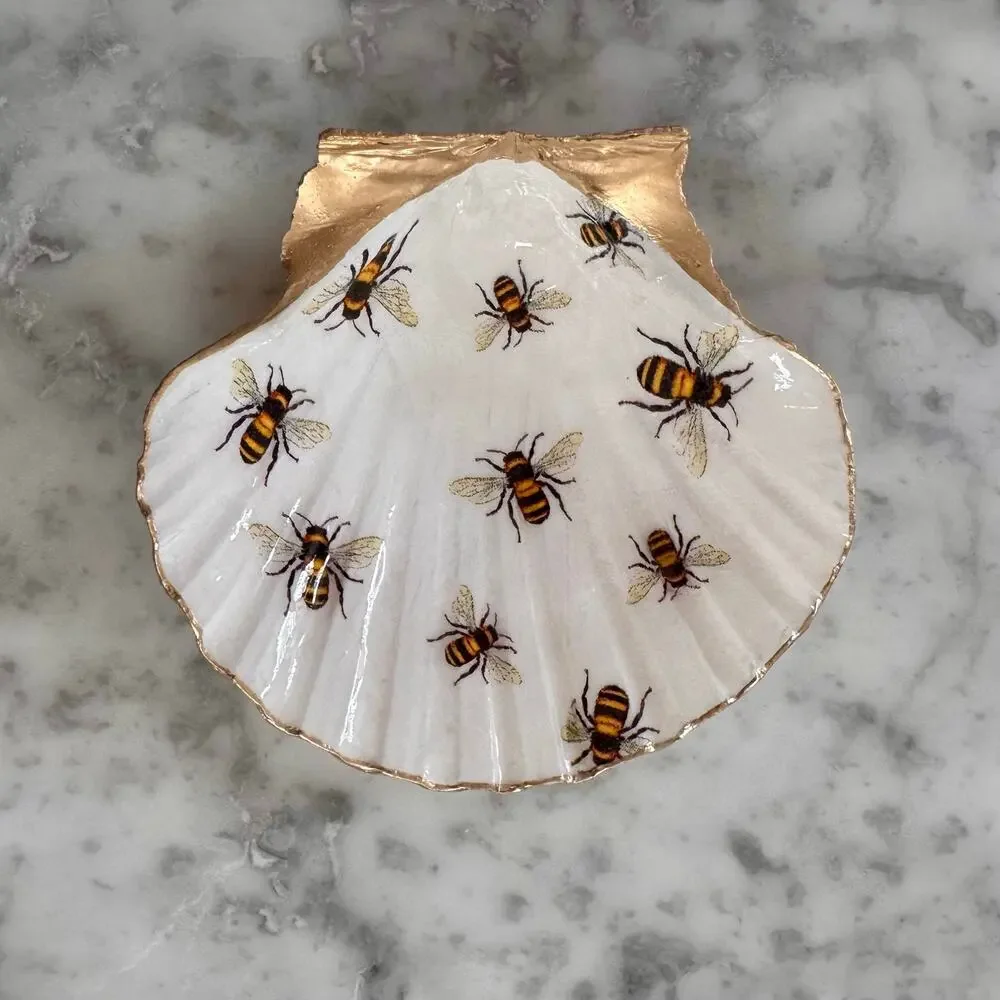 Bumble Bee Shell Trinket Dish, Cottagecore Ring Dish